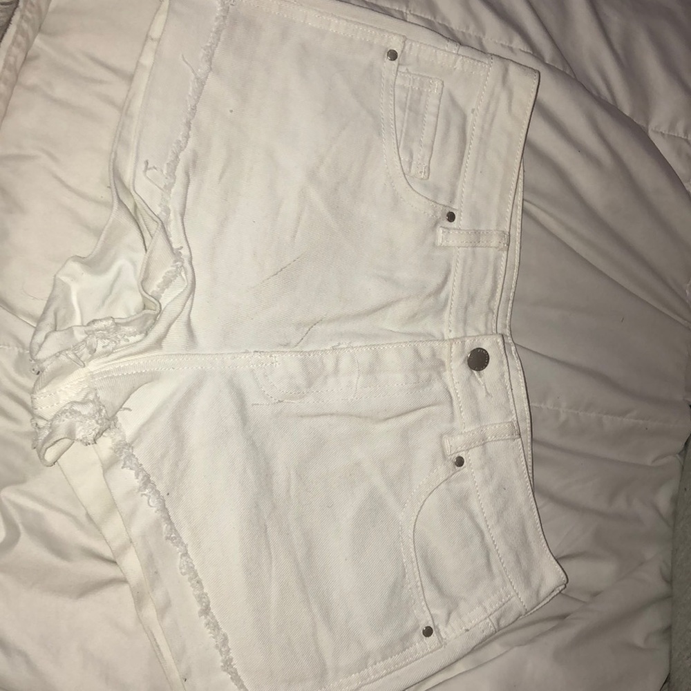 Kendall and Kylie Shorts!